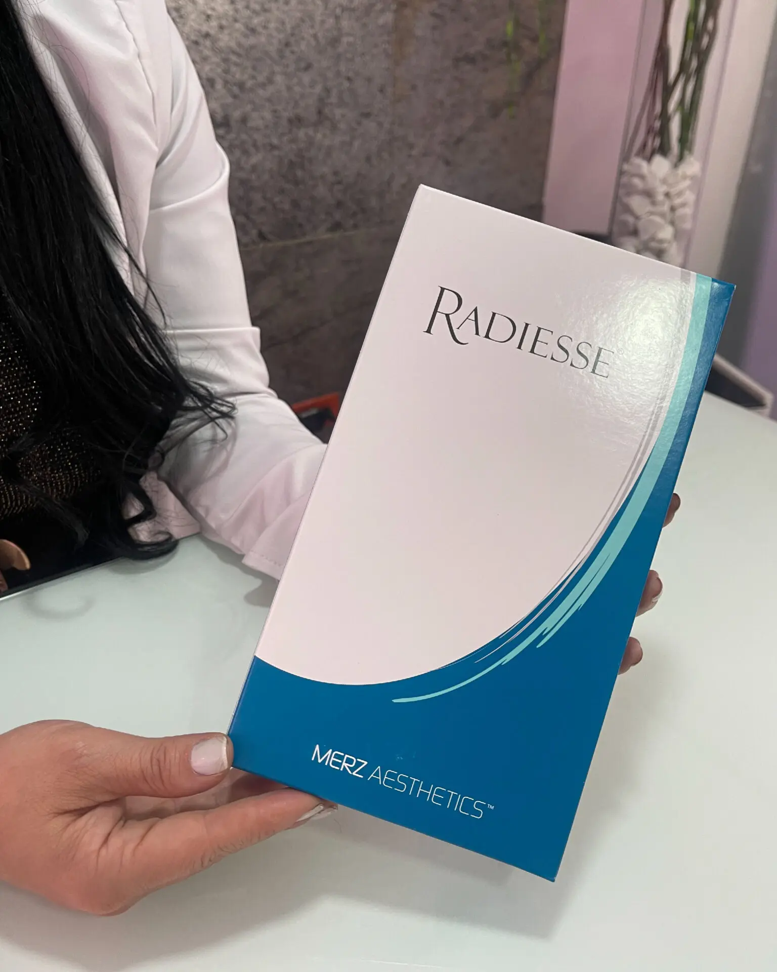 Tratamiento facial de medicina estética premium